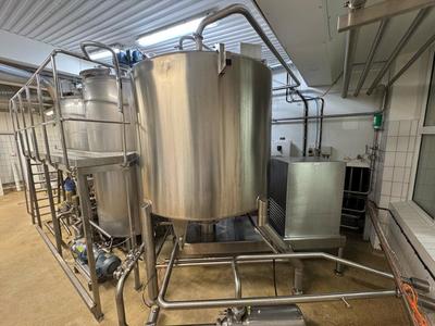 Overview picture of 1998 Scanima 1R2 2500 s/s vertical mixing tank 2.500L